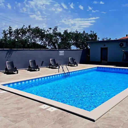 San Zaro Apartament *